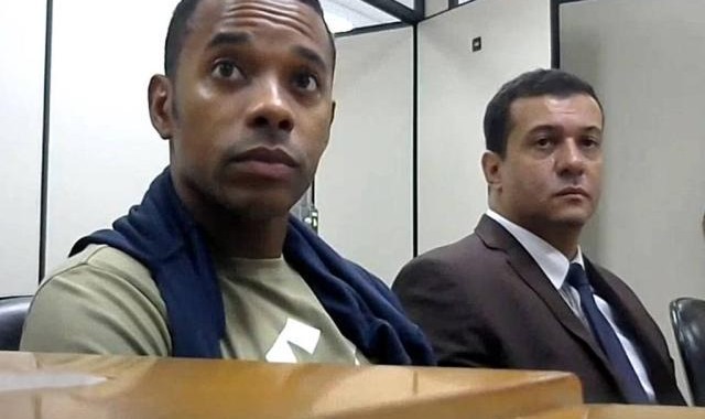 九游体育-罗比尼奥监狱生活怎么样？先单独关押10天再说！